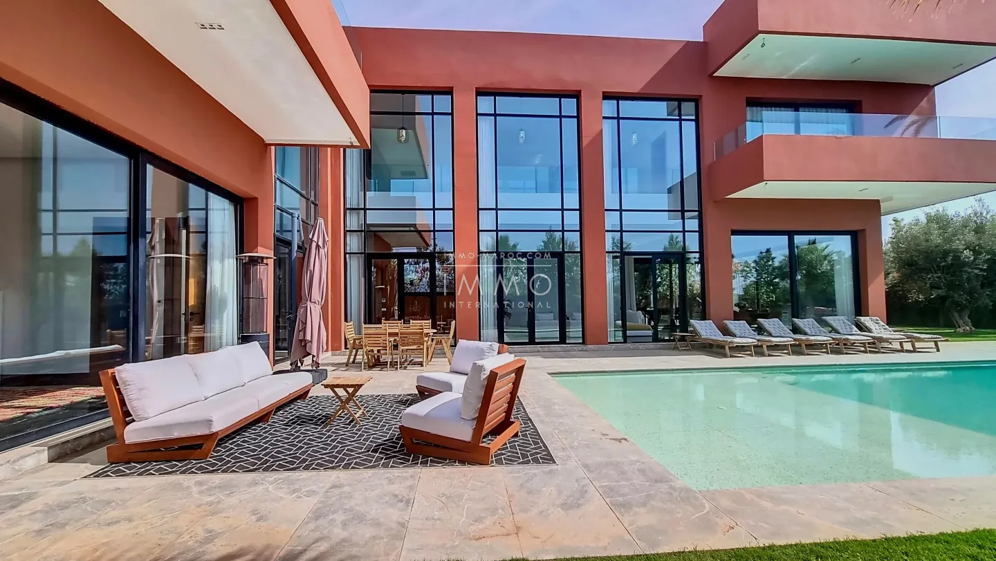 Impressionnante villa contemporaine a vendre  sur de golf amelkis marrakech