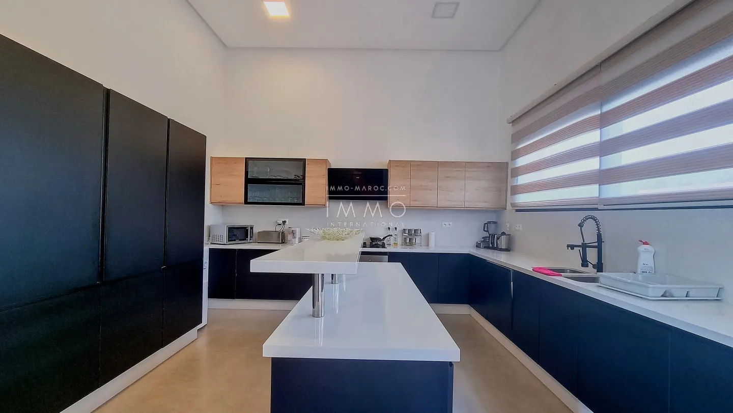 Impressionnante villa contemporaine a vendre  sur de golf amelkis marrakech