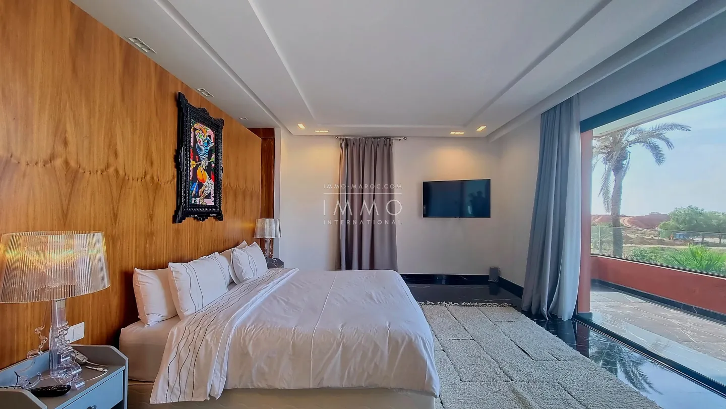 Impressionnante villa contemporaine a vendre  sur de golf amelkis marrakech