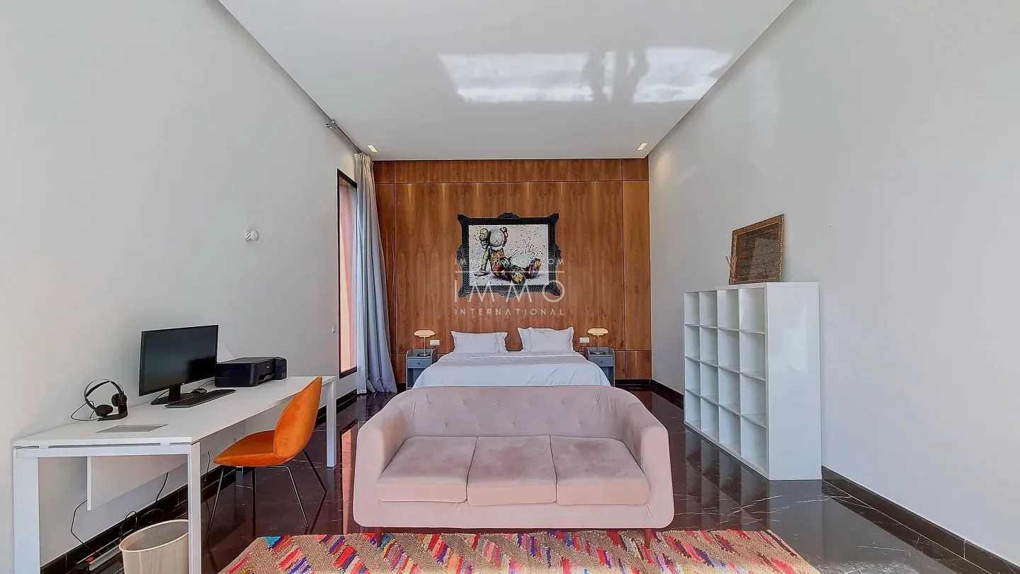 Impressionnante villa contemporaine a vendre  sur de golf amelkis marrakech