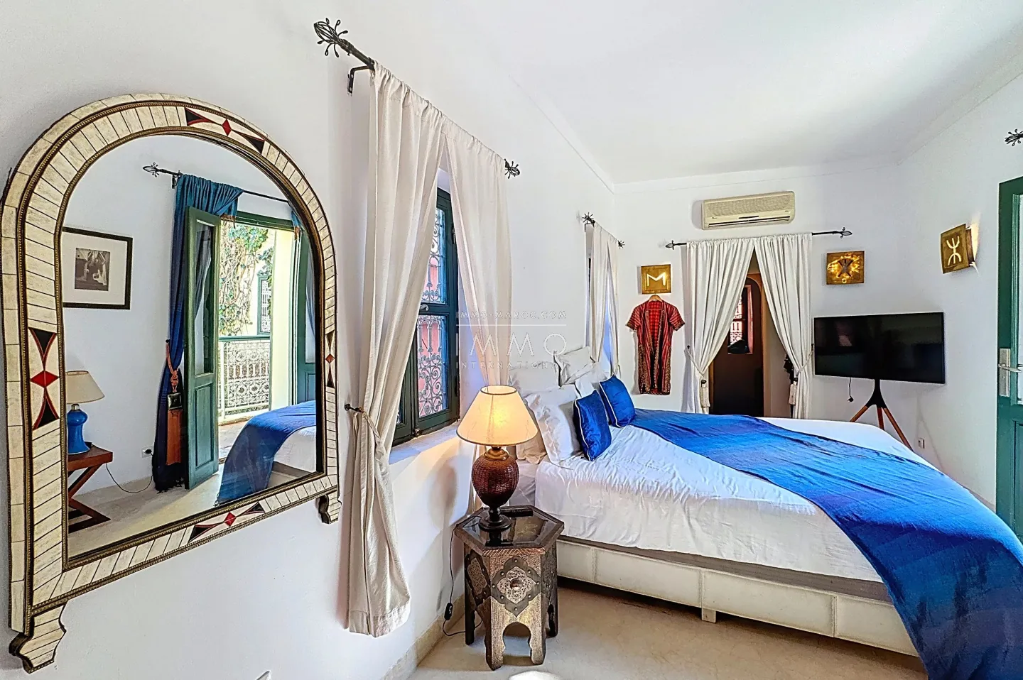 Riad à vendre – sidi ben slimane – 4 suites – 188 m² au sol – titré – piscine patio – terrasse vue atlas – maison d'hôtes possible