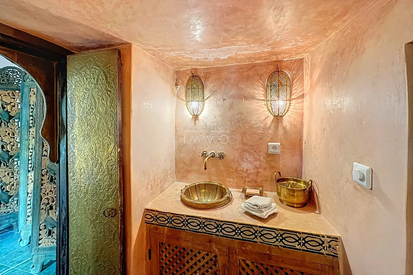 Riad à vendre – sidi ben slimane – 4 suites – 188 m² au sol – titré – piscine patio – terrasse vue atlas – maison d'hôtes possible