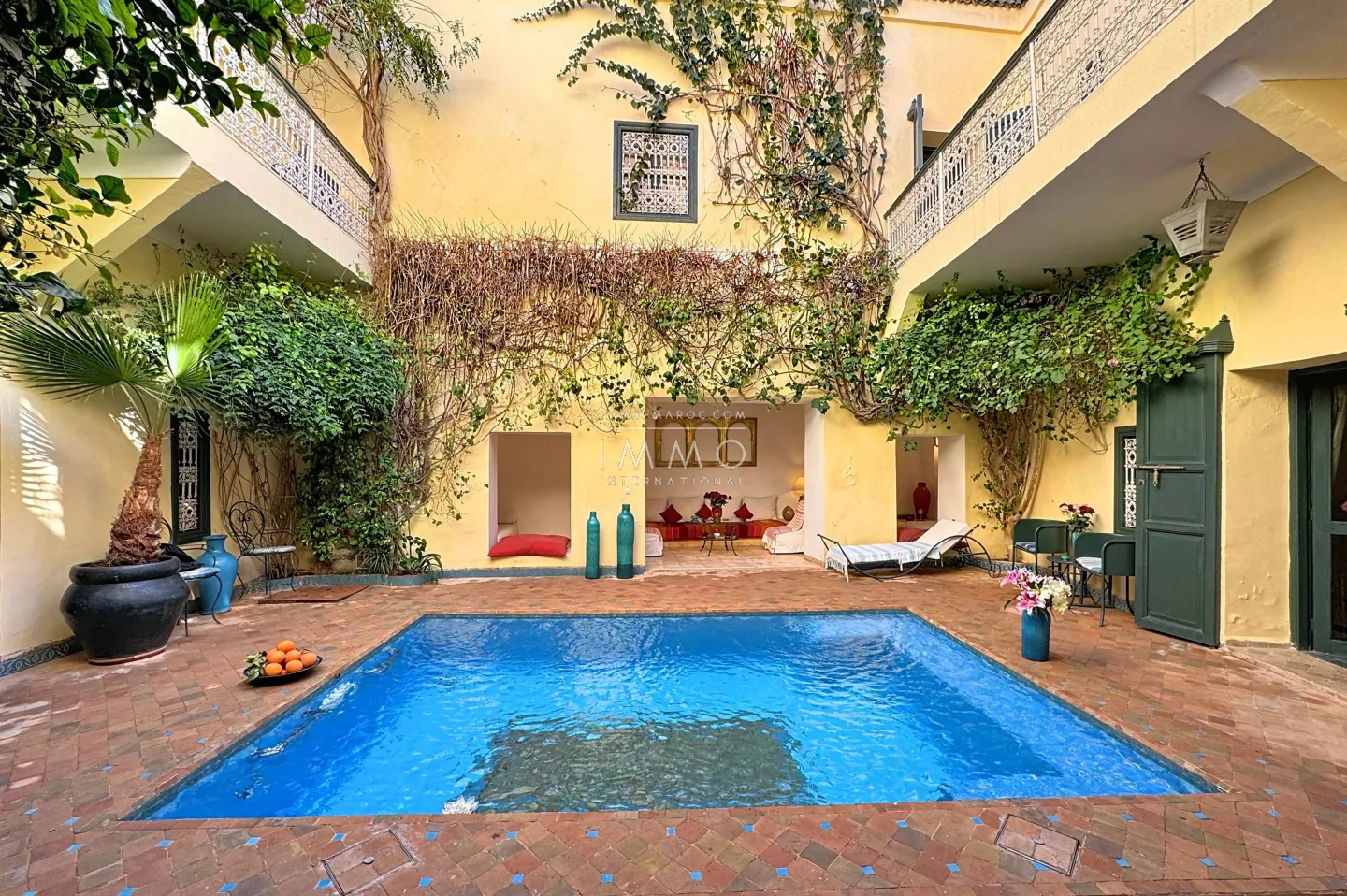 Riad à vendre – sidi ben slimane – 4 suites – 188 m² au sol – titré – piscine patio – terrasse vue atlas – maison d'hôtes possible