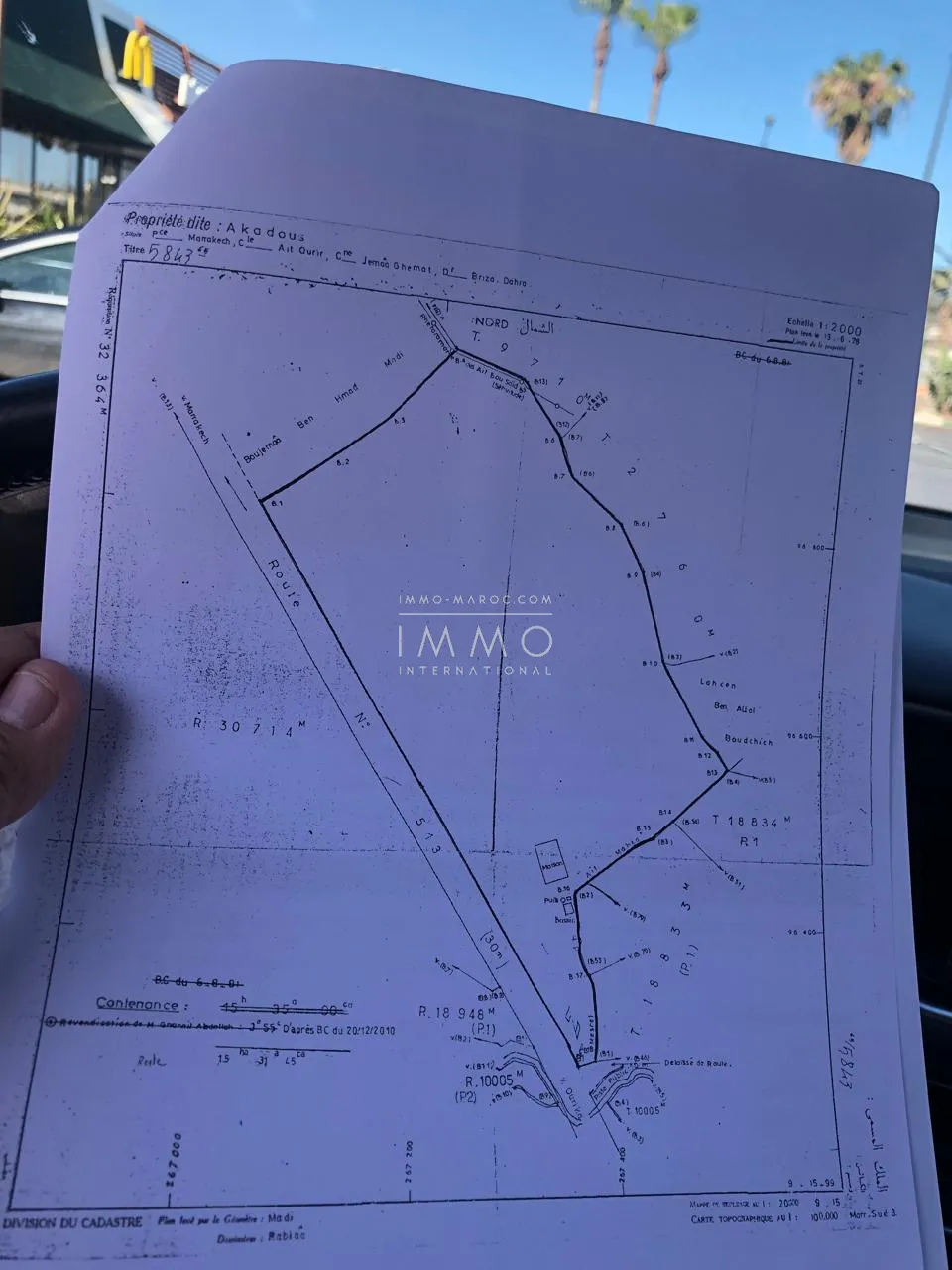 Magnifique terrain à vendre – idéal projet hôtelier – route d’ourika