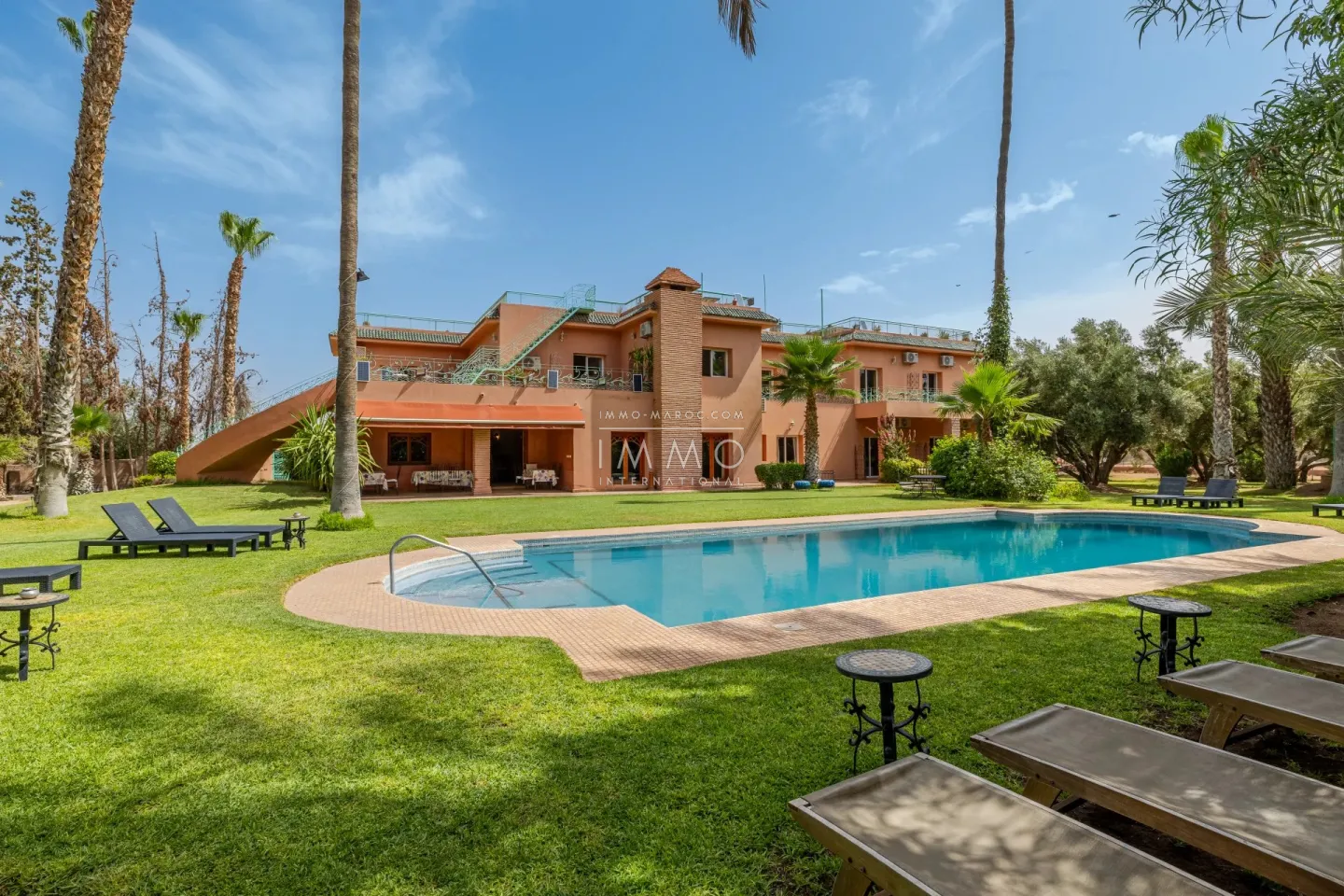 Maison d’hotes de charme a vendre dans la palmeraie – prestations haut de gamme - Photo 3