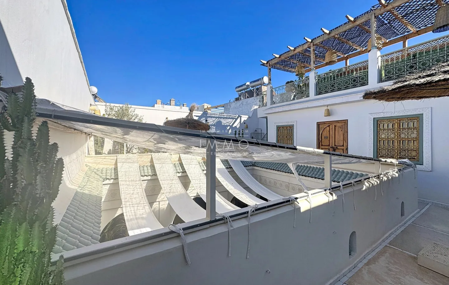 Riad de prestige a vendre – piscine chauffee et rooftop au cŒur de la medina - Photo 15