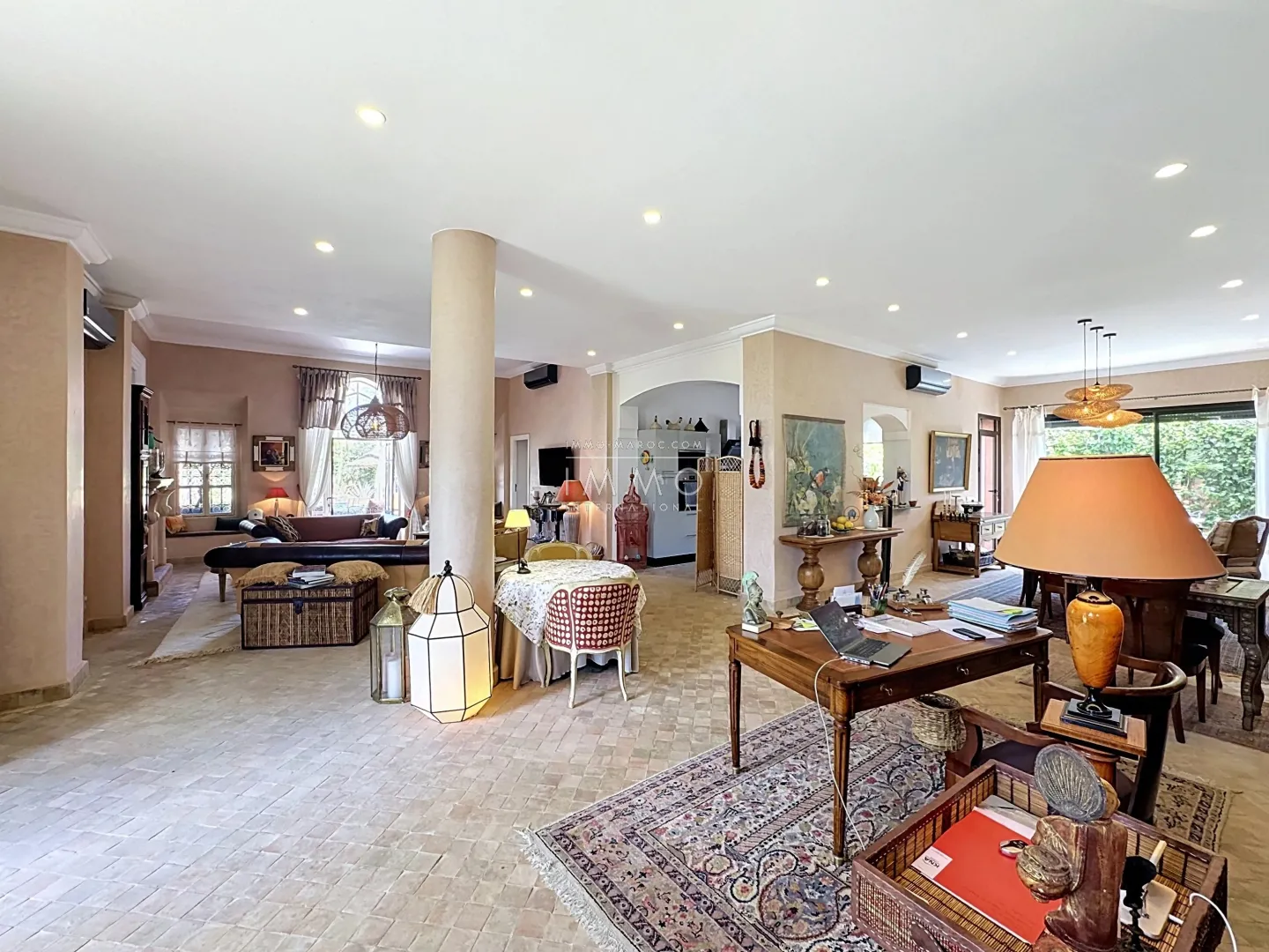 Propriété d'exception à marrakech – villa charles boccara sur 1 000 m² de terrain - Photo 11