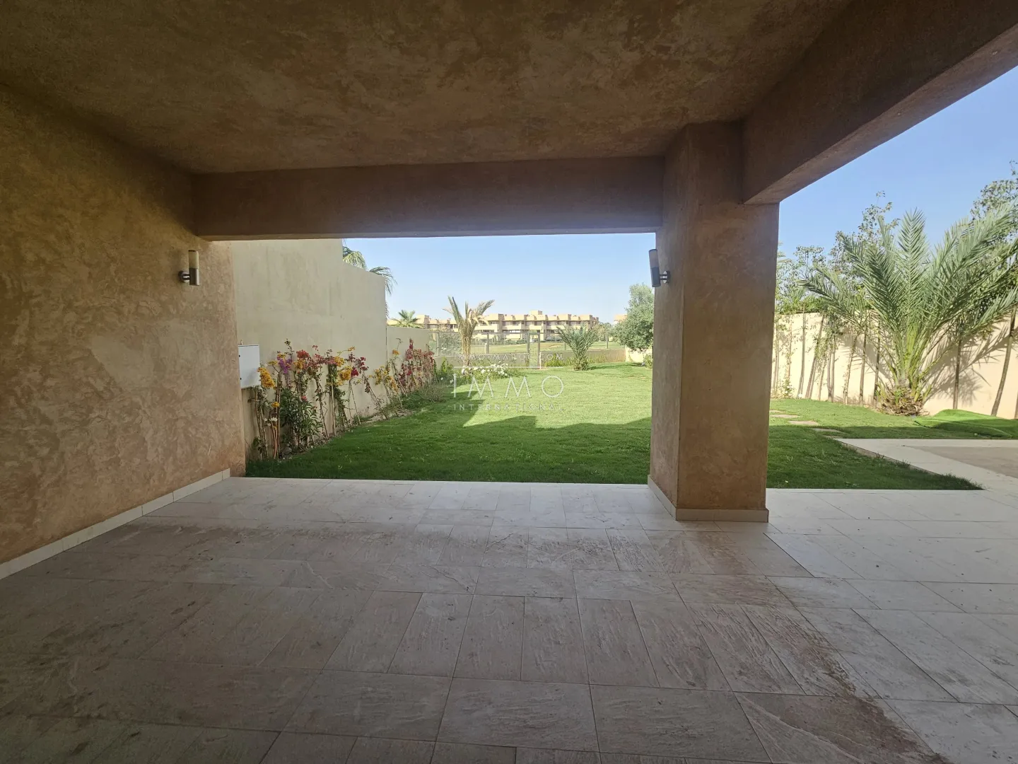 Villa contemporaine sur golf à proximité du centre-ville - Photo 20