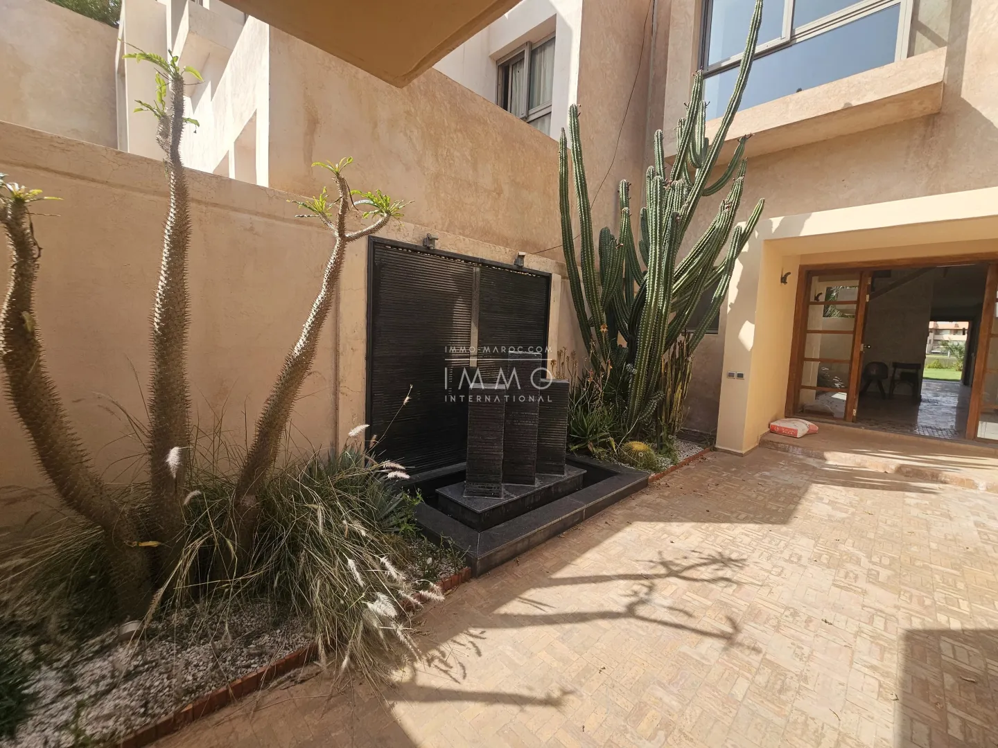 Villa contemporaine sur golf à proximité du centre-ville - Photo 24