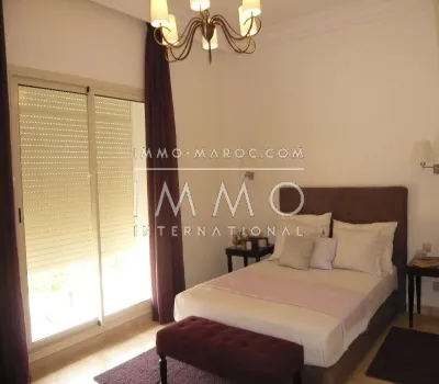 contemporánea de la piscina Se vende piso Marrakech