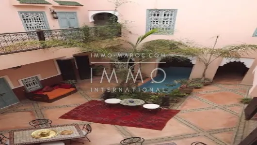Riad à vendre maison d'hôtes Marrakech moins de 10 minutes de la place Riad Laarous