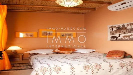 Riad à vendre maison d'hôtes Marrakech moins de 10 minutes de la place Riad Laarous