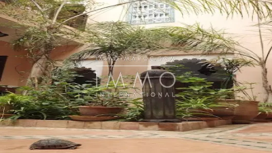 Vente riad maison d'hôtes Marrakech moins de 10 minutes de la place Riad Laarous