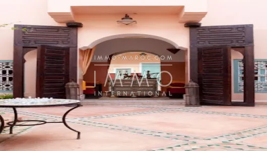 achat riad maison d'hôtes Marrakech moins de 10 minutes de la place Riad Laarous