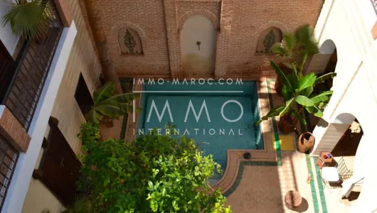 Riad à vendre Marocain épuré Marrakech moins de 10 minutes de la place Kasbah