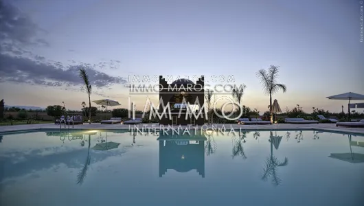 Vente maison Marocain épuré luxueuses Marrakech Extérieur Route Amizmiz