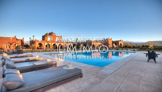 Vente maison Marocain épuré luxe Marrakech Extérieur Route Amizmiz