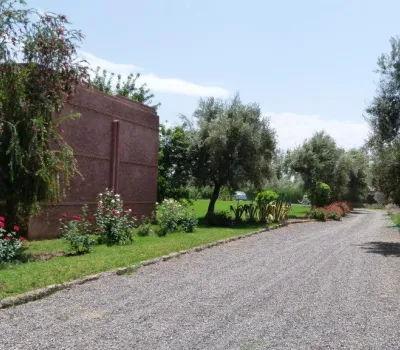 Villa for rent Modern Marrakech Exterior Route Amizmiz