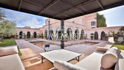 Vente maison Marocain épuré prestige a vendre Marrakech Palmeraie