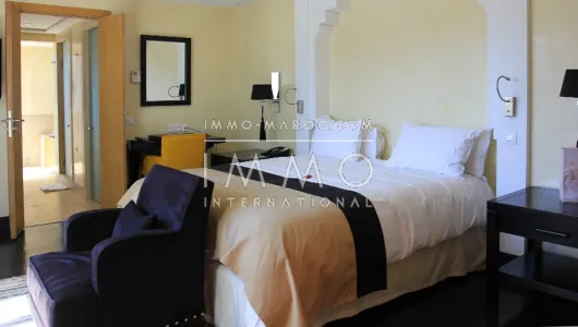 achat riad Contemporain Marrakech moins de 10 minutes de la place