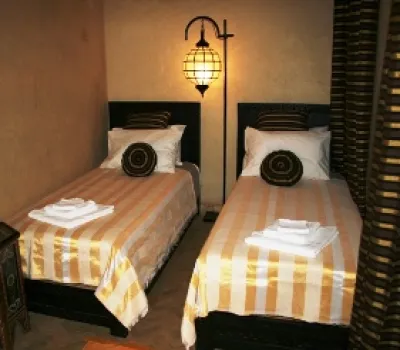 Riad for sale Moroccan Marrakech less than 10 minutes from the place Riad Laarous