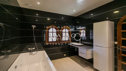 Maison à vendre Local Commercial luxueuses Marrakech Palmeraie Bab Atlas