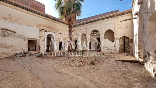 achat riad Marocain prestige a vendre Marrakech moins de 10 minutes de la place Kasbah