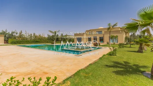 Location villa Moderne Marrakech Extérieur Route Ouarzazate