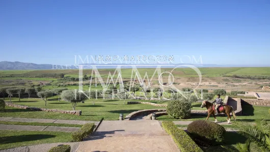 villa achat Marocain épuré prestige Marrakech Extérieur Route Amizmiz