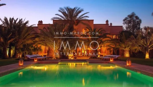 Achat villa Marocain épuré Marrakech Palmeraie
