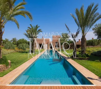 Villa à vendre Marocain épuré Marrakech Extérieur Route Fes