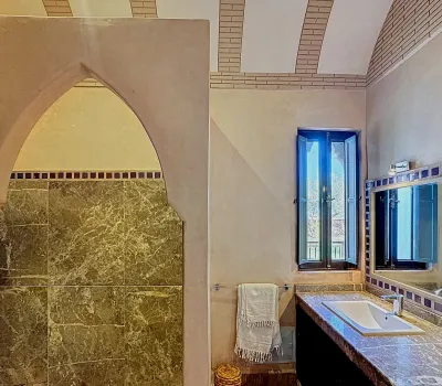 villa vente Marocain Marrakech Extérieur Route Fes