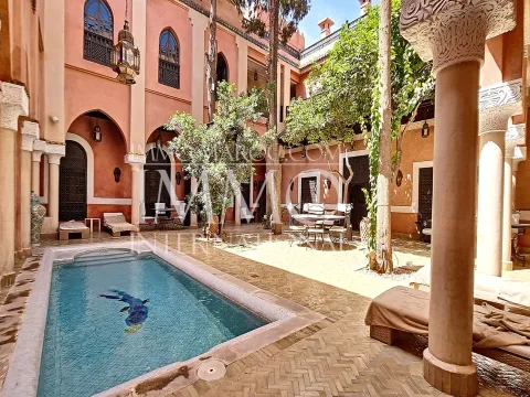 ryad Marocain propriete luxe marrakech à vendre Marrakech moins de 10 minutes de la place
